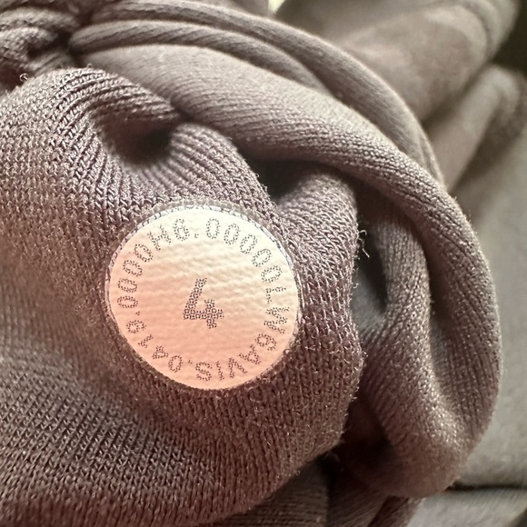 Lululemon Align Crop 21" in Camo Deep Coal Multi Size 4 - Picture 9 of 9